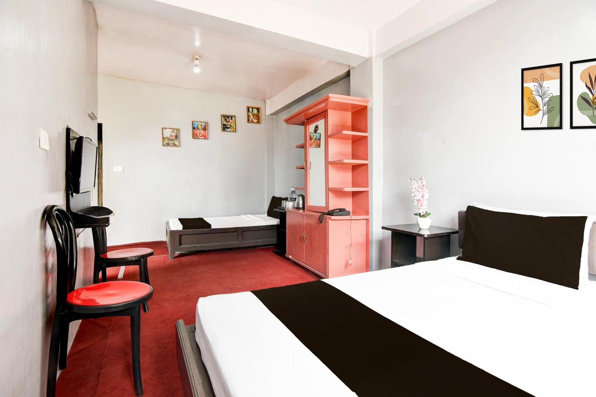 Super Hotel O Ghoom Formerly Aps Homestay Ghum 外观 照片