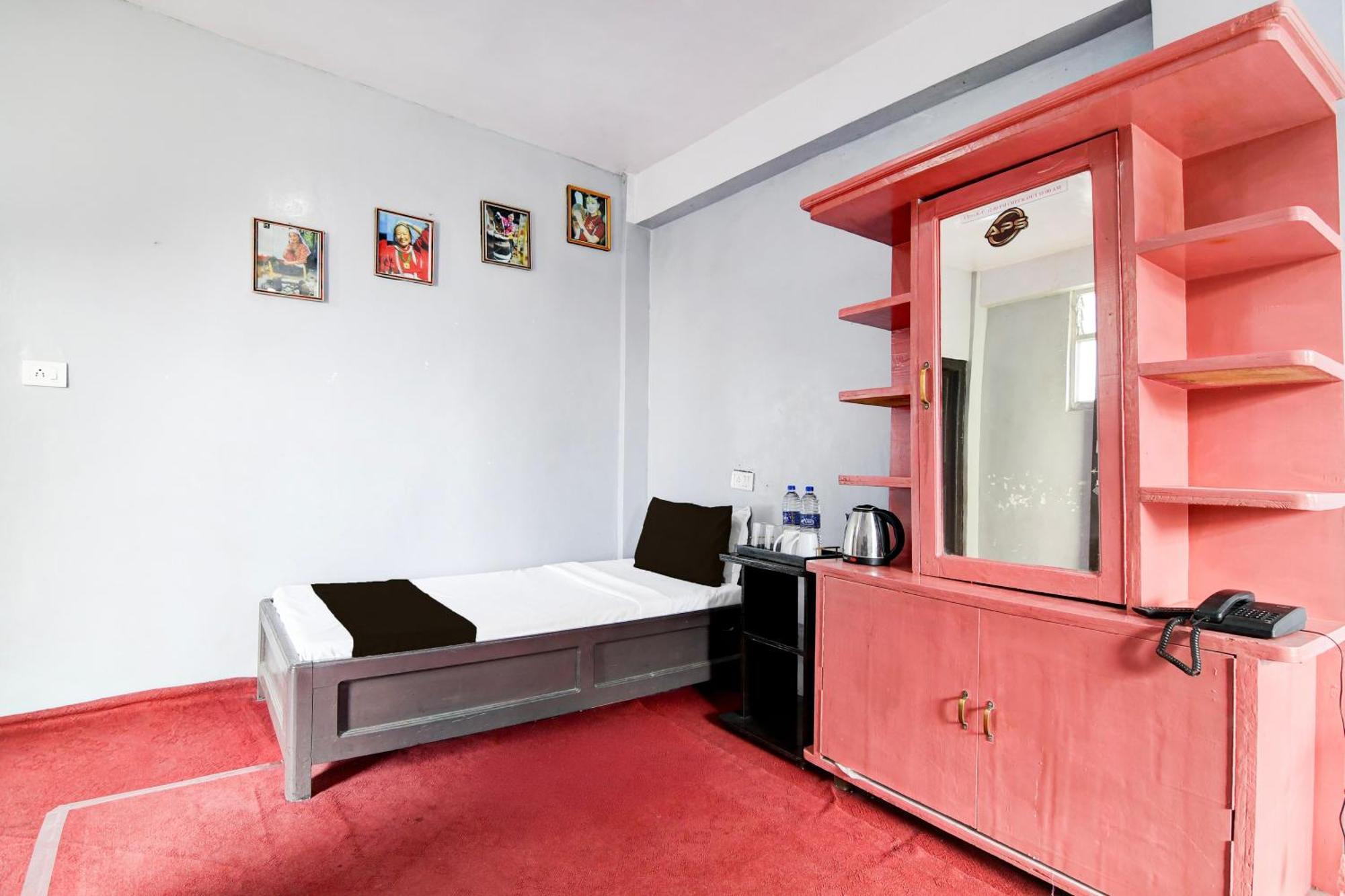 Super Hotel O Ghoom Formerly Aps Homestay Ghum 外观 照片
